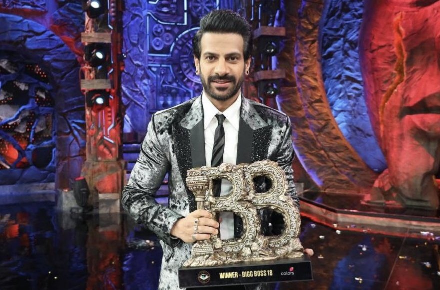 ctma07's tweet photo. The most genuine people get treated the worst, but always wins in the end. Good hearts never lose. Be kind 🤍

#SidharthShukIa #KaranVeerMehra
#GauravKhanna #BiggBoss https://t.co/RPpdkWfpyE