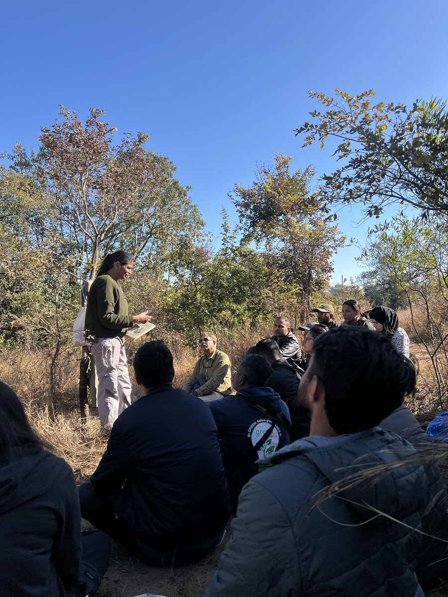 NcbsMp's tweet photo. Favourite part of the day10 of field techniques in ecology course - mist netting.  

Dr Farah Ishtiaq teaching bird handling for tagging, measuring morphological attributes, population health and ecology.
#fieldcourse #satpuratigerreserve @NCBS_Bangalore #ncbs #ornithology https://t.co/eaOLSCRK4g