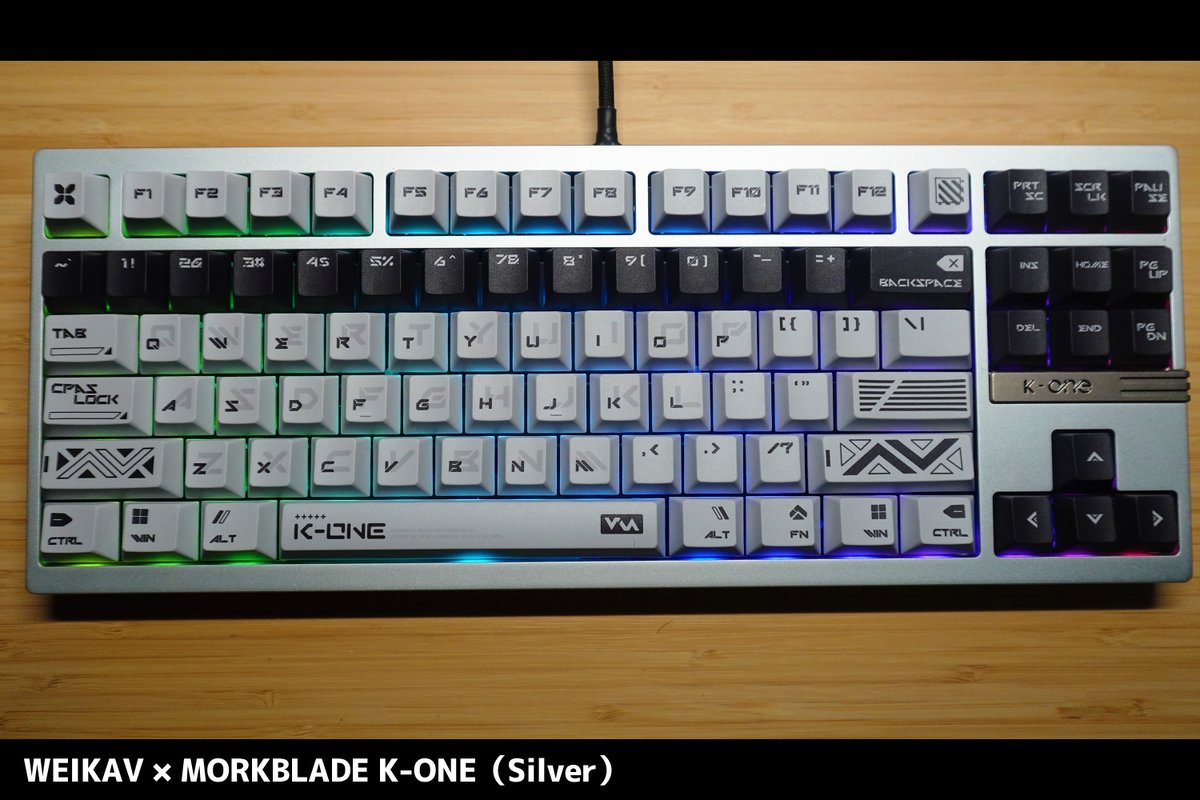 moves ⭐︎ca
モイスティーヌ美顔器 atmos × adidas ZX ALKYNE 