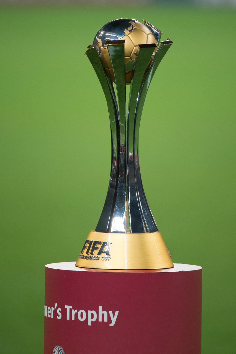 Todos los campeones de la Copa Intercontinental (1960–2004)
(Torneo reconocido por FIFA como título mundial).
1960 Real Madrid 🇪🇸
1961 Peñarol 🇺🇾
1962 Santos 🇧🇷
1963 Santos 🇧🇷
1964 Inter 🇮🇹
1965 Inter 🇮🇹
1966 Peñarol 🇺🇾
1967 Racing 🇦🇷
1968 Estudiantes 🇦🇷
1969 Milan 🇮🇹
1970