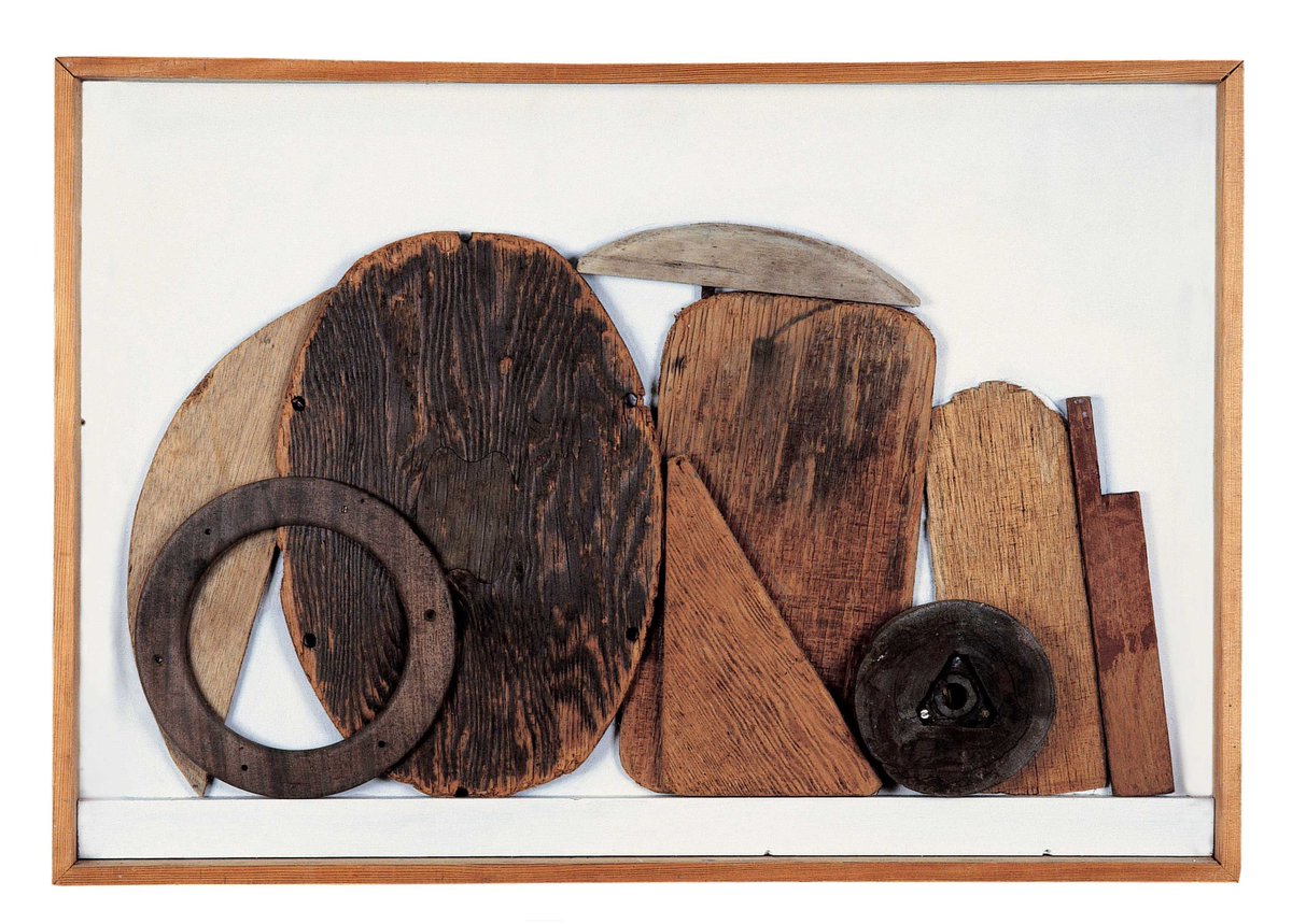 PierArtsCentre's tweet photo. This week our #WednesdayWorkoftheWeek is Driftwood Relief Three, 1980 by Margaret Mellis
#PierArtsCentre https://t.co/CxKLVHG2MM
