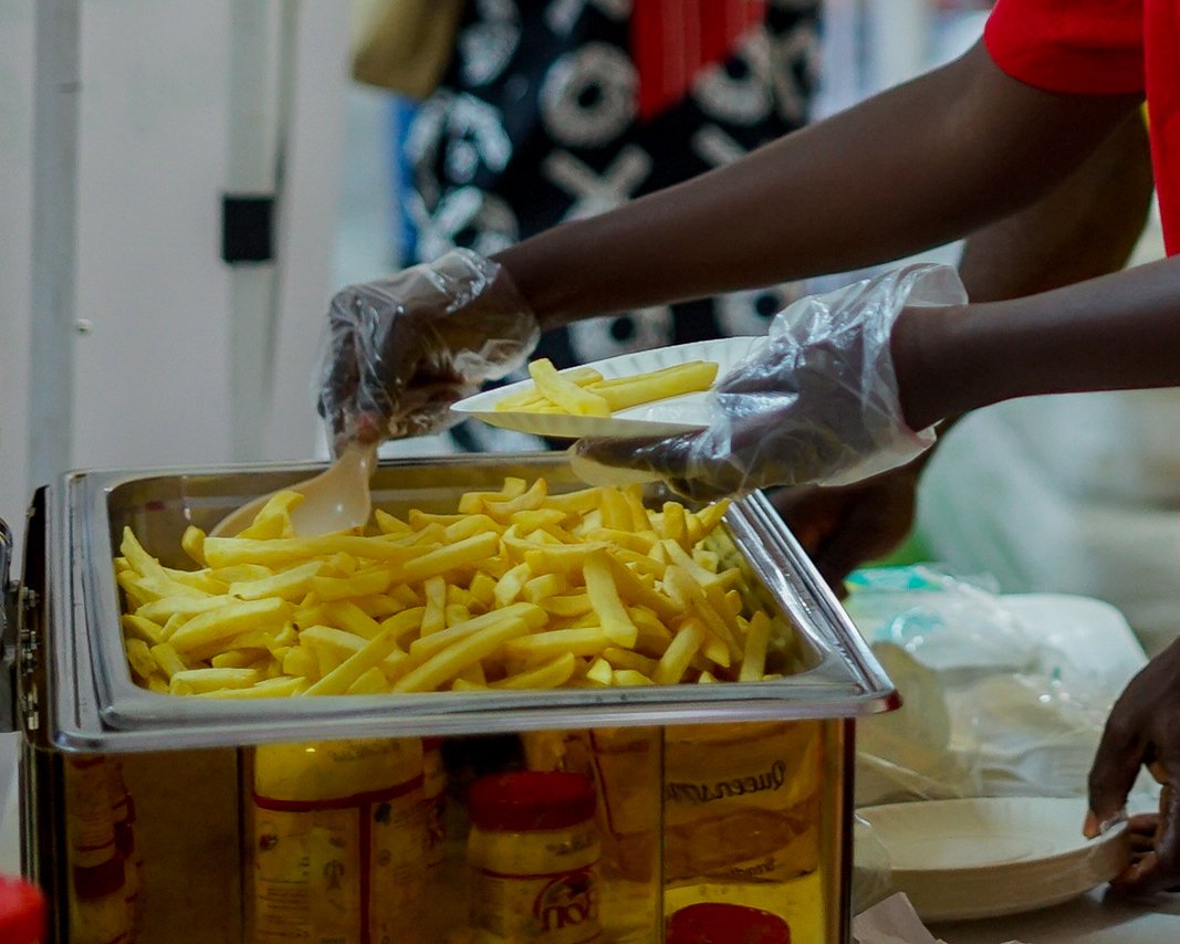 HangOutwithTee's tweet photo. SNF Food really came through for us at the Hangoutwithtee event!

They spoiled our attendees with hot, yummy fries, gifted free mayonnaise, and even shared groundnut oil to take home! 

Thank you, snffood,  you made the experience even more memorable! 🙌 https://t.co/KZWDtWYNGl
