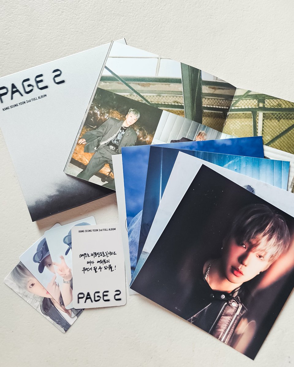 inseocolette's tweet photo. Posted 4 weeks late, but finally sharing my PAGE 2 albums. I may have been an absentee fangirl for a while, but I’ll always support my babies @yg_winnercity. Not breaking the all-versions streak.
@official_yoon_
#KANGSEUNGYOON #강승윤 #WINNER #위너 #2ndFULLALBUM #PAGE2 https://t.co/qjAkpMvk3j