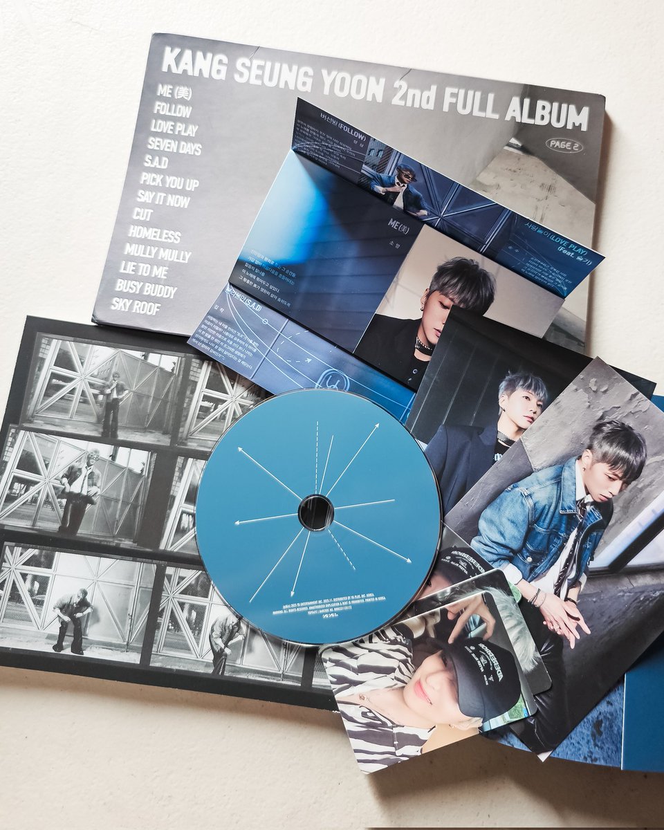 inseocolette's tweet photo. Posted 4 weeks late, but finally sharing my PAGE 2 albums. I may have been an absentee fangirl for a while, but I’ll always support my babies @yg_winnercity. Not breaking the all-versions streak.
@official_yoon_
#KANGSEUNGYOON #강승윤 #WINNER #위너 #2ndFULLALBUM #PAGE2 https://t.co/qjAkpMvk3j