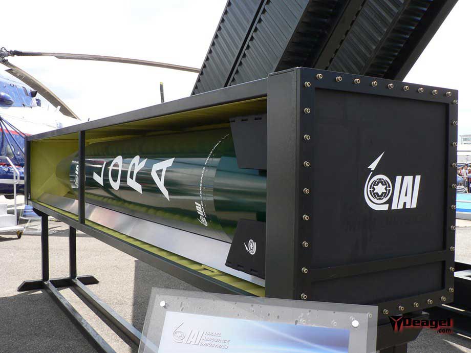 SWCrafted's tweet image. LORA 🪡

Η πιθανότητα προμήθειας των βαλλιστικών LORA από το 🇮🇱 μετασχηματίζει ουσιωδώς το μοτίβο ισχύος των απειλών της Ελλάδος από παθητικό σε ενεργητικό επίπεδο κρούσης.
Το LORA, ως στερεοκαυσίμου quasi-ballistic σύστημα containerized, παρουσιάζει ιδιότητες μονής βαθμίδος⬇️