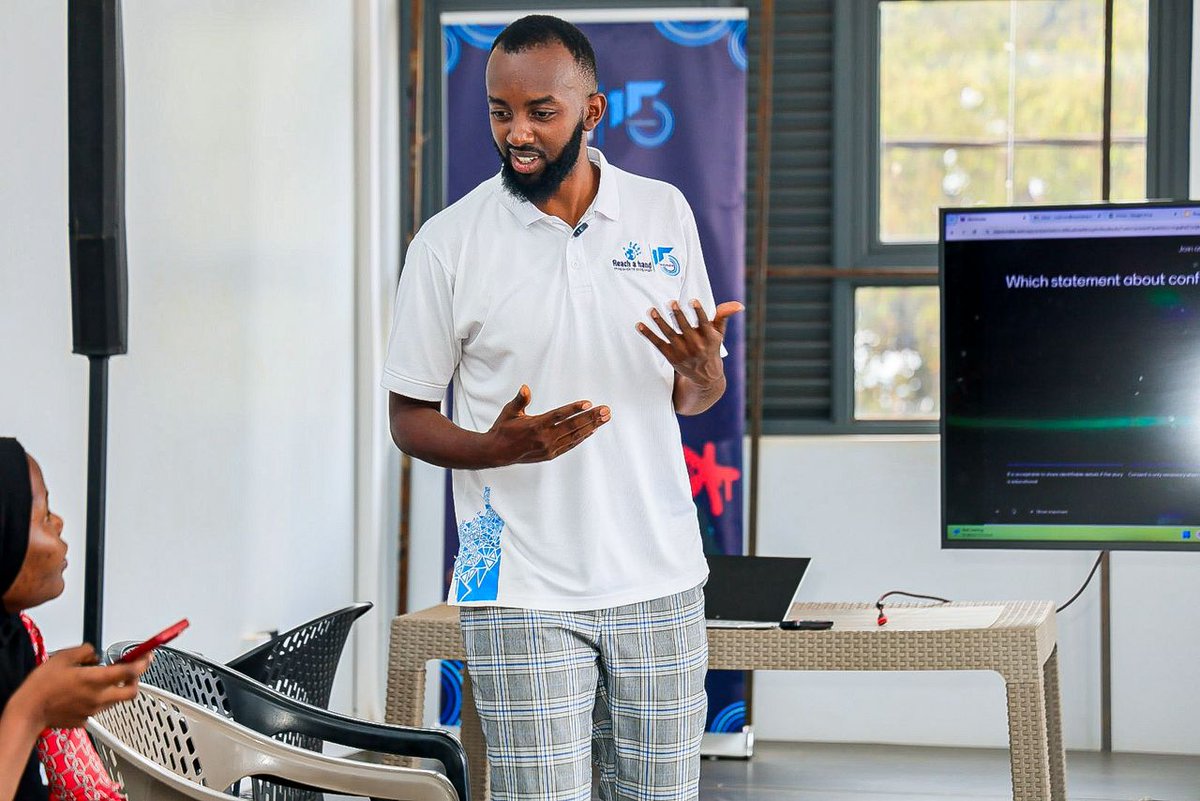 Reach A Hand Uganda tweet media