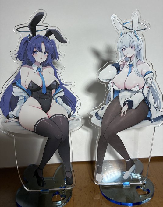 ユウカとノアのアクリルスタンド届いた! コミケに持っていきます! 今回はトリニティさんを利用させて頂きました。 #好きを形にトリニティ
