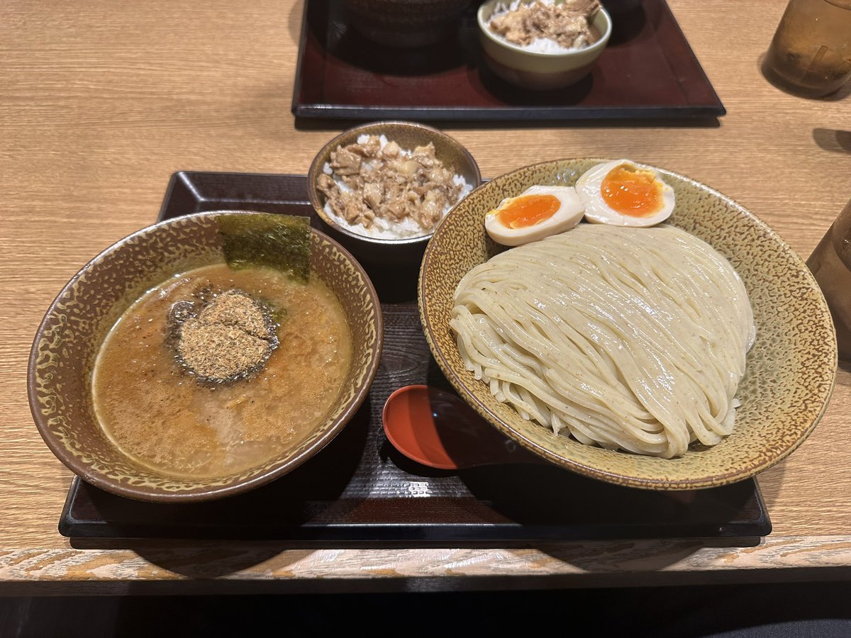 おかしゅー (@OKASHU1008) / Posts / X