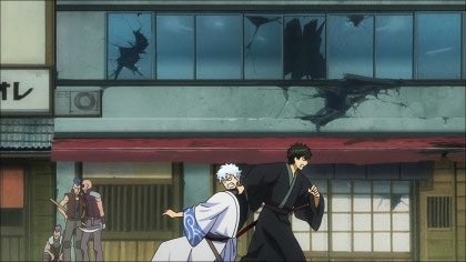 개극악무도한 점 전부 모히칸으로 보이고 오로지 긴토키만 제 모습 그대로 보이는데 맨날 싸워대던 주제에 그 위협적인 모히칸 구렁텅이에 던져 놓기는커녕 데리고 후다닥 도망감