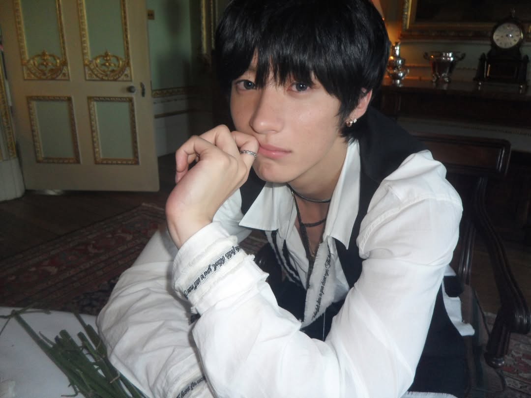 Aki가을🧡🦕🐶 (@akkopeace1130) / Posts / X