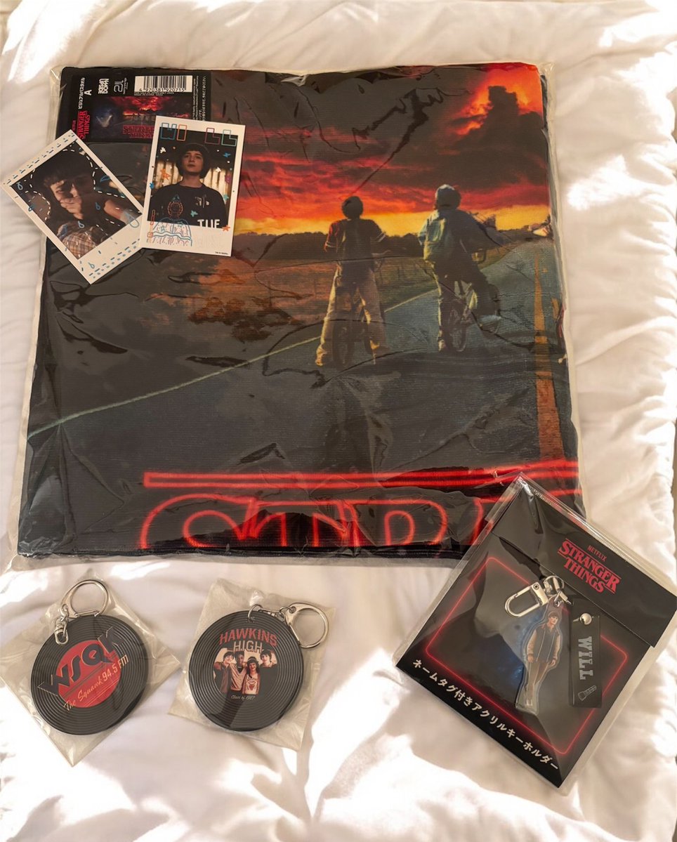 コミコンで販売してたストレンジャーシングスのグッズを無事に手に入れ