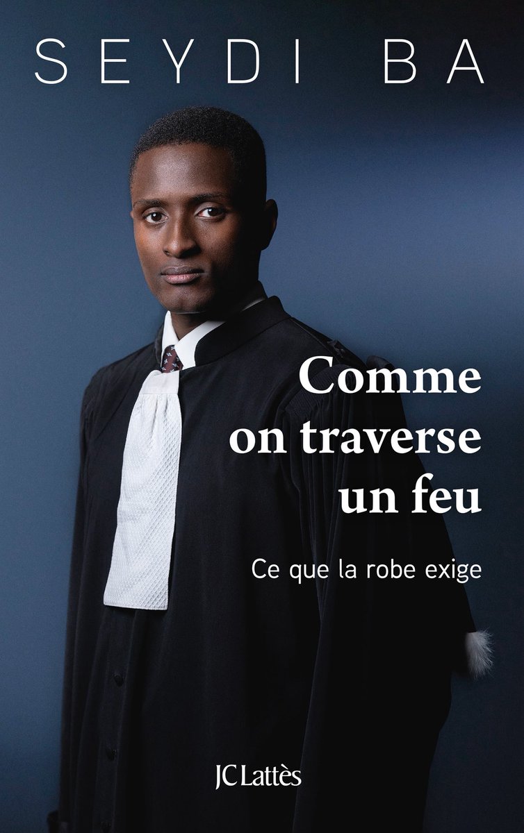 Aujourd’hui paraît le récit d'un homme, qui dit sa justice, ses yaourts, ses 20 jours derrière les murs.

Certains y restent des années, anonymes.

J’ai écrit pour ceux-là.
Pour ceux qui les défendent, et ceux qui les jugent.
Pour les victimes aussi.

📚Le 28/01, chez JC Lattès.