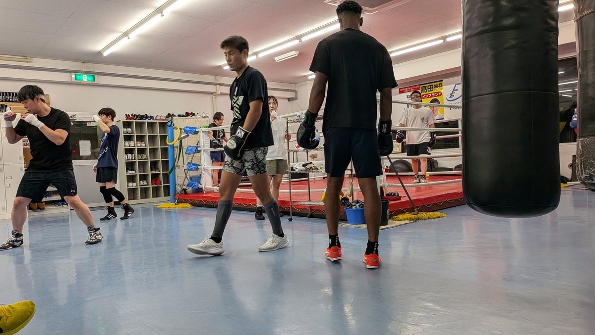 Post by 竹原慎二＆畑山隆則ボクサフィットネスジム on X: 水曜日👊