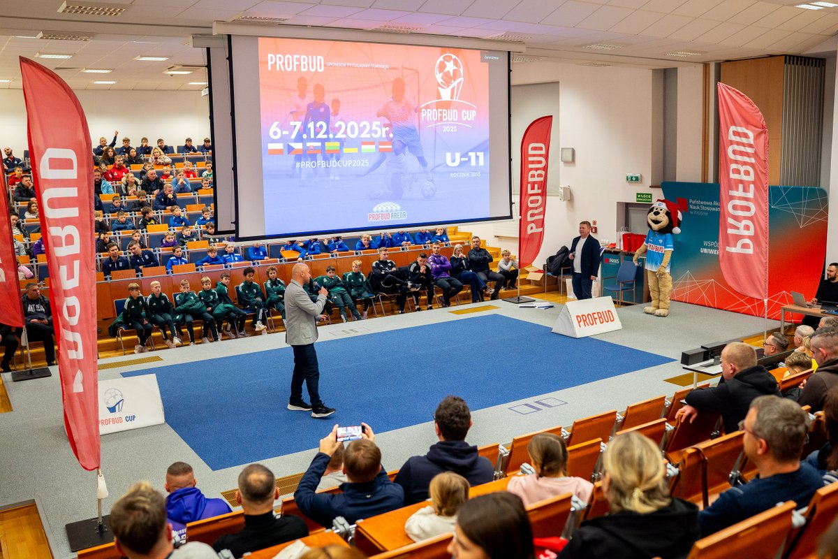 Jagiellonia Białystok triumfuje w Krośnie‼️ Ponad 300 zawodników z 7 krajów zagrało w "PROFBUD Cup 2025" ⚽🏆🔝 

Relacja na naszej stronie internetowej 📰👉beniaminek.org/turnieje-profb…

🟥 PROFBUD - Sponsor Tytularny Turnieju 

#PROFBUDCup #PROFBUD #TurniejInnyNiżWszystkie