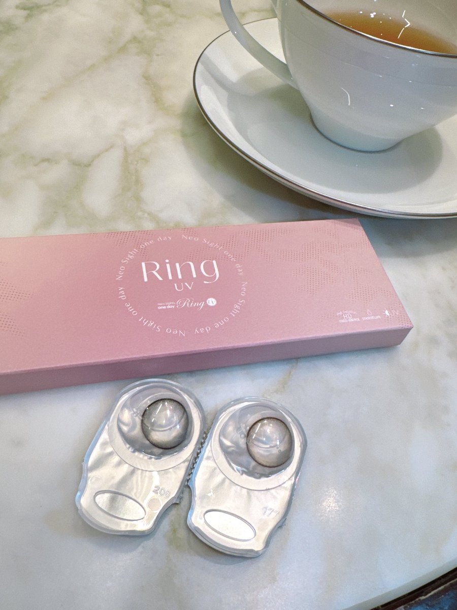 ネオサイトワンデーリングUVシリーズから10月に発売されたばかりの新色2色を試してみた🥰ナチュラルな感じで普段使いにもいいよね🩷すっぴんの時も雰囲気変えられて良き🫶どちらのお色味が好み？
♡ ••┈┈┈┈┈┈┈┈•• ♡
PR <a href="/charmcolor/">カラコン専門店チャームカラー＠スタッフ</a>
#ネオサイトワンデーリングUV