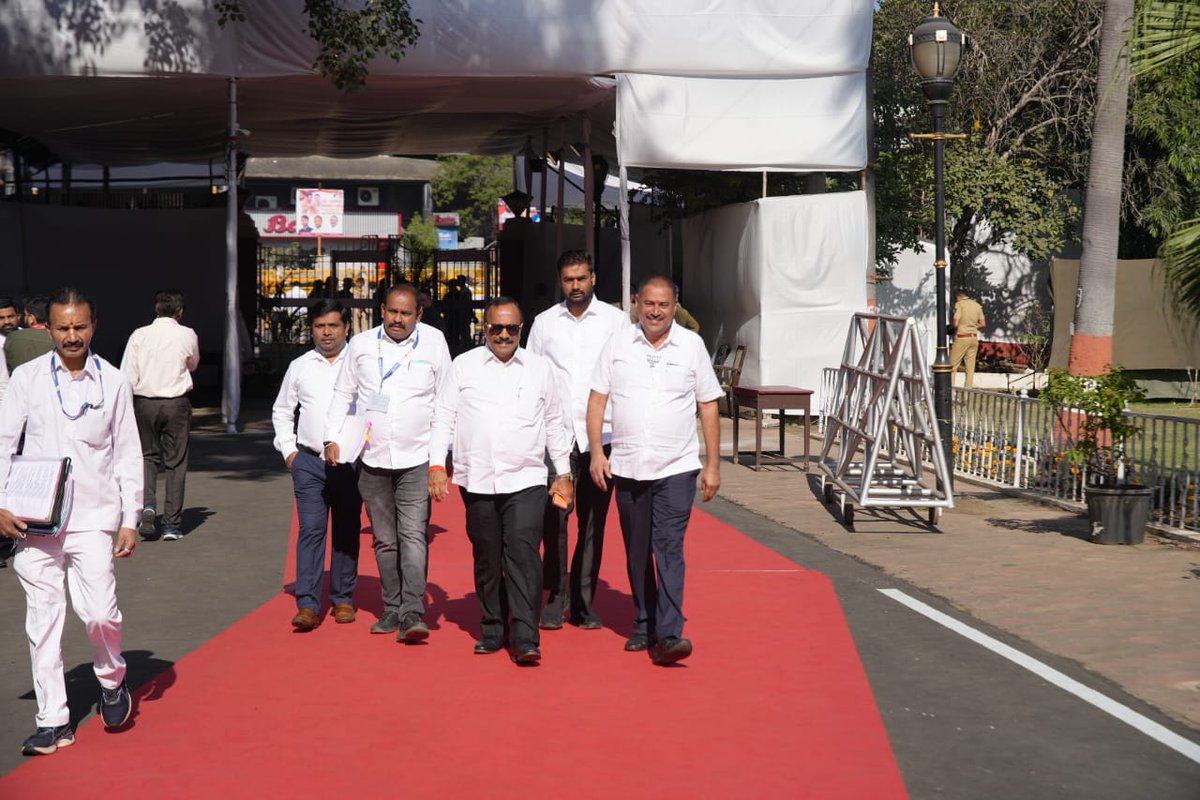 📍 नागपूर 

विधिमंडळ हिवाळी अधिवेशन २०२५। दिवस तिसरा 

#नागपूर #हिवाळी_अधिवेशन #WinterSession2025
#Nagpur #Maharashtra