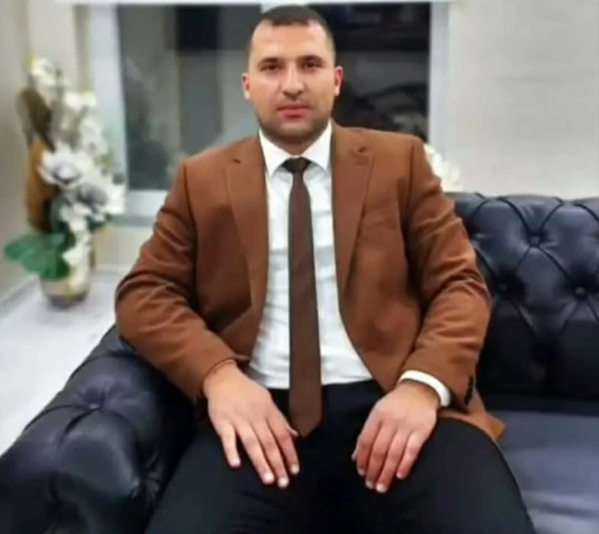 Ak Parti BİTLİS Merkez İlçe Başkanlığına Atanan  <a href="/turgaykurtkan/">Turgay KURTKAN</a> ağabeyime Muvaffakiyetler diliyorum . 

En İyi Hizmet ,
En İyi Zâtlarla…