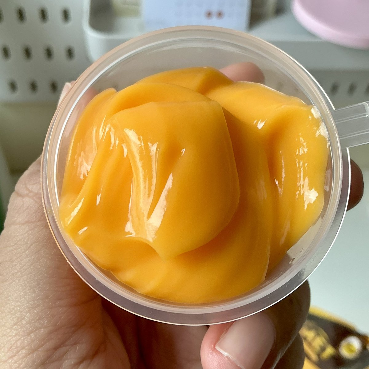 martabakismissu's tweet photo. Enaknya dobel kalo makannya dicocol pake saus keju.. Biasanya aku pake merek ini, produk punya Cimory ✨👌

— Euro Gourmet : 
https://t.co/412hBN077p

Btw banyak yang bilang ini tuh dupenya saus keju richeese https://t.co/cifPDSxs8M