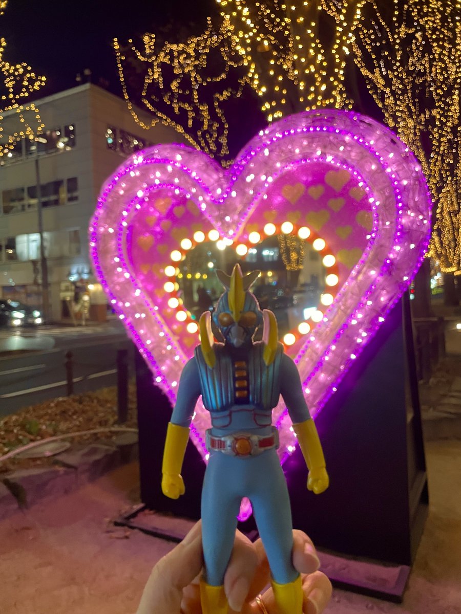 カラオケ終わってからページェント見にお散歩 去年に引き続き海斗も