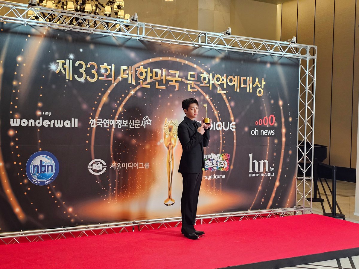 ifntinfo's tweet image. [PIC] 251210 INFINITE Woohyun Official Weibo Update

"Thank you to everyone who loves my music
I'm conveying my gratitude.
Today's honor is all thanks to everyone 💛"

#인피니트 #우현 #남우현 m.weibo.cn/detail/5242421…