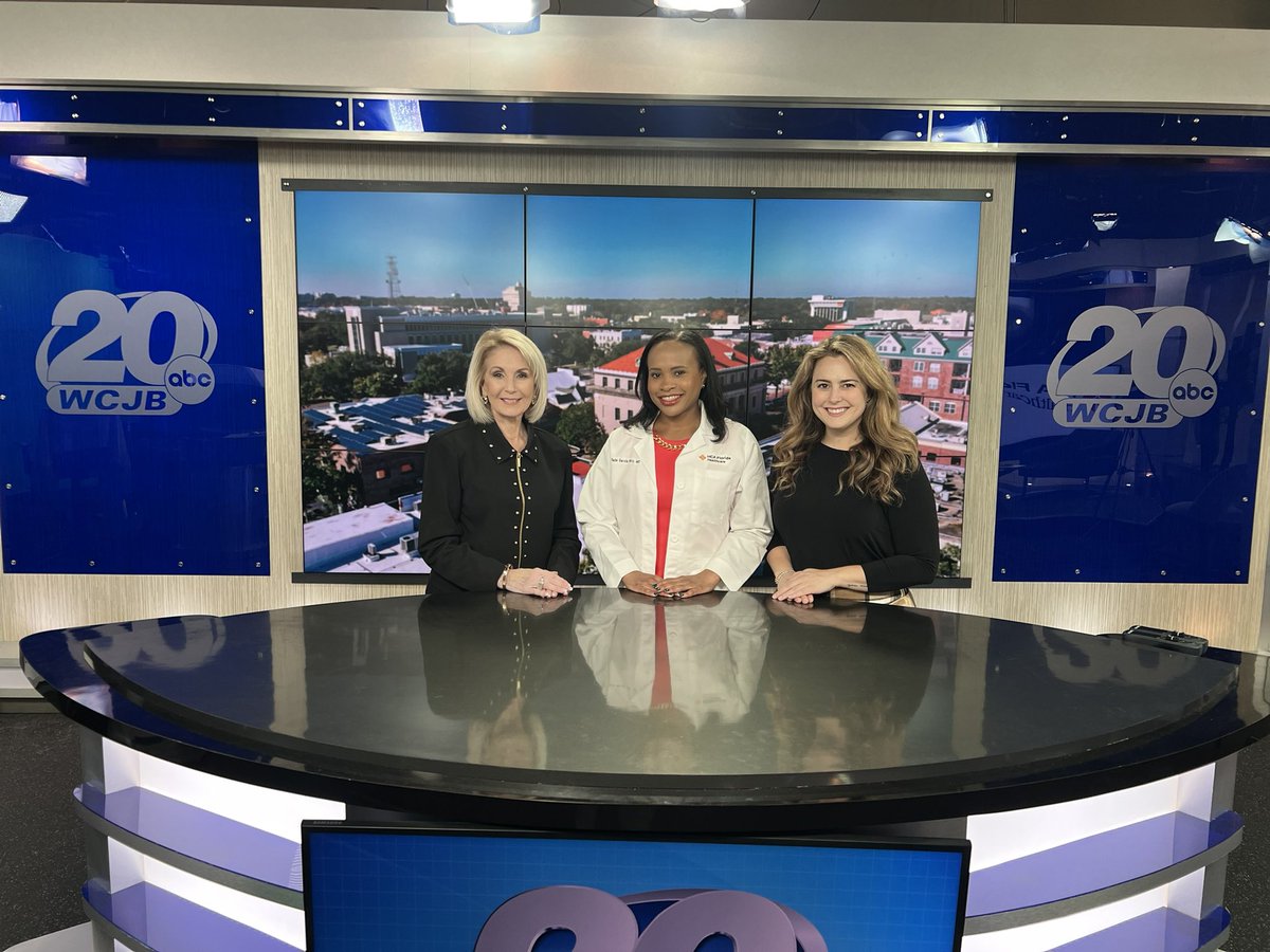 drksgh's tweet photo. Spoke with WCJB TV20 about seasonal trauma trends: increased elderly falls &amp; pediatric injuries during the holidays. Clear walkways, proper lighting, ladder safety &amp; close supervision of children significantly reduce preventable harm.
#TraumaInjuryPrevention #PublicHealth #Safety https://t.co/FkBuxcevs0