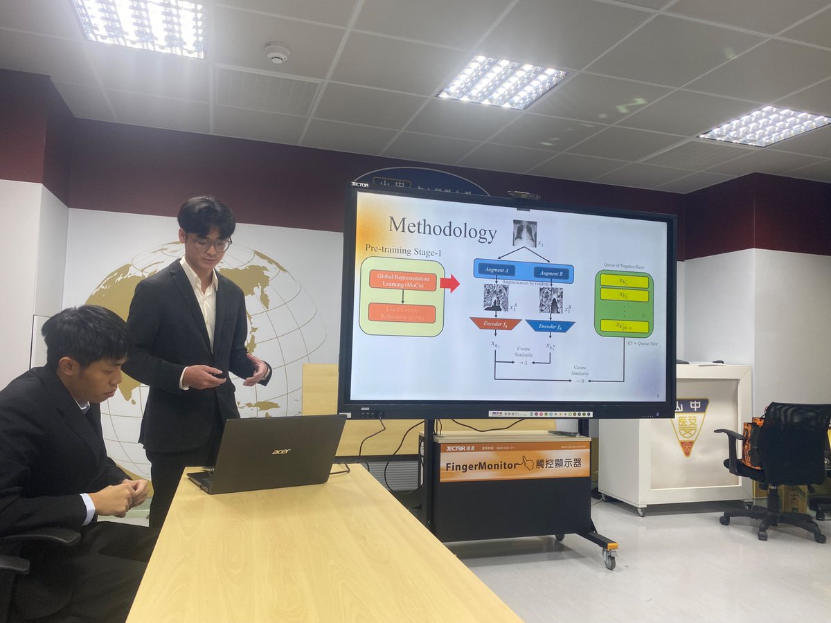 Prof Yen-Ching Chang dari Chung San Medical University butuh tenaga IT dari <a href="/ittstangsel/">ittstangsel</a> . Selain riset soal kesehatan juga mereka banyak rumah sakit. Saya akan TL segera <a href="/onnowpurbo/">Onno W. Purbo</a> . Peluang bagus banget.