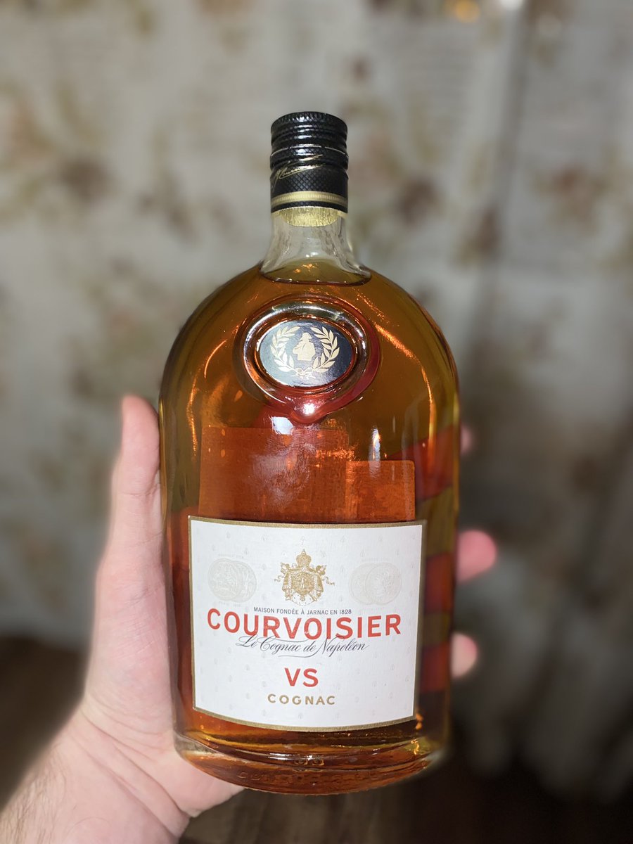 лучше бы сертификатом в золотое яблоко отблагодарили🙄