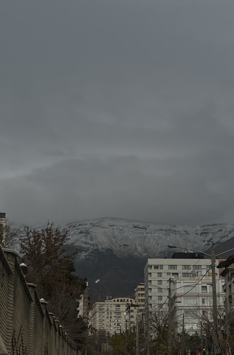 yasssnapr's tweet photo. 📍تهران، ۱۹ آذرماه☁️🍂 https://t.co/VJCzqgHhea