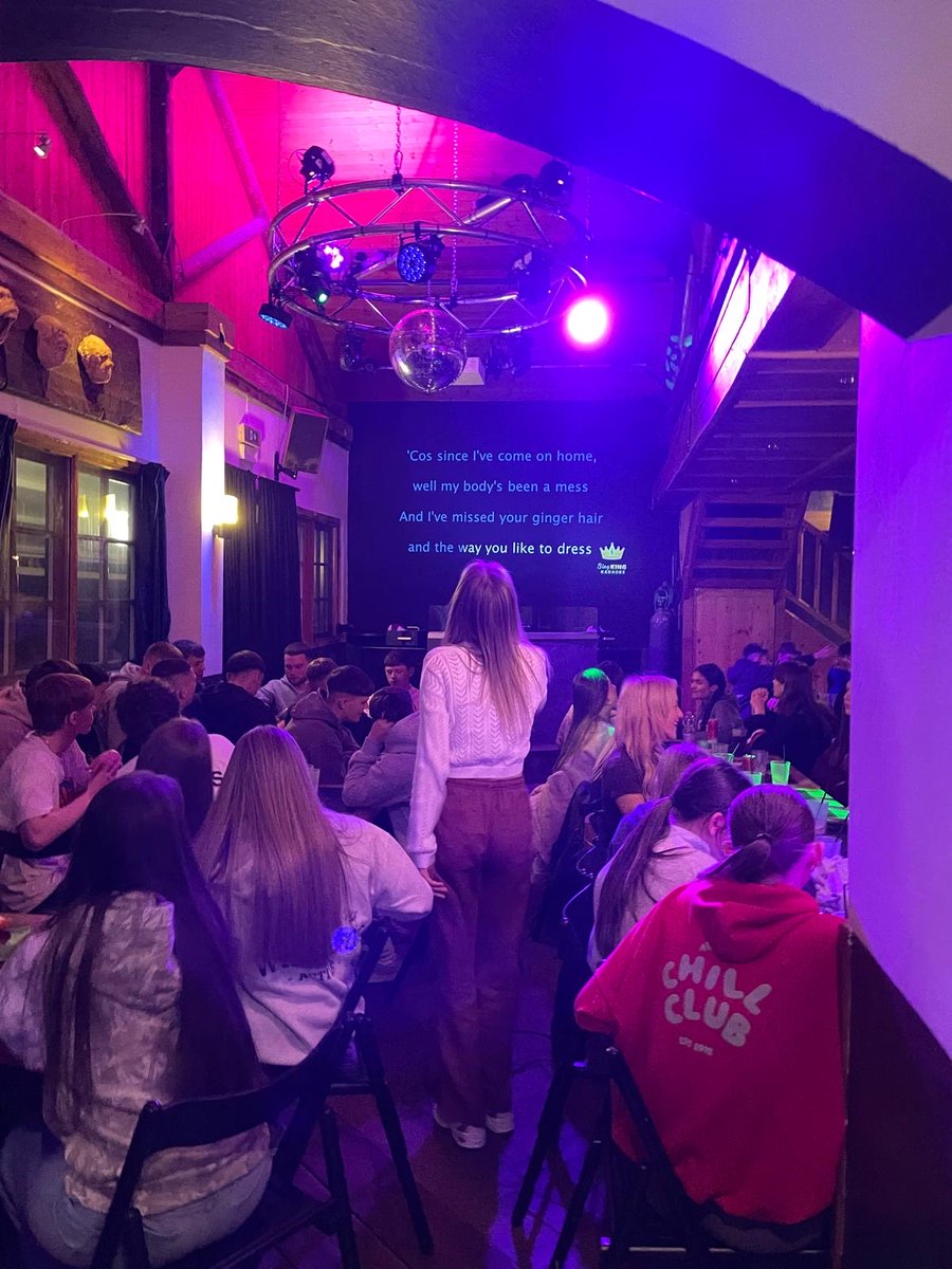 KAHealthWB's tweet image. Last night we visited Poldo Karaoke in Predazzo. Not just talented skiers 🎤 😂😂 Thanks to Dj Barlow too! @Kilwinning_Acad @Skisupremeuk