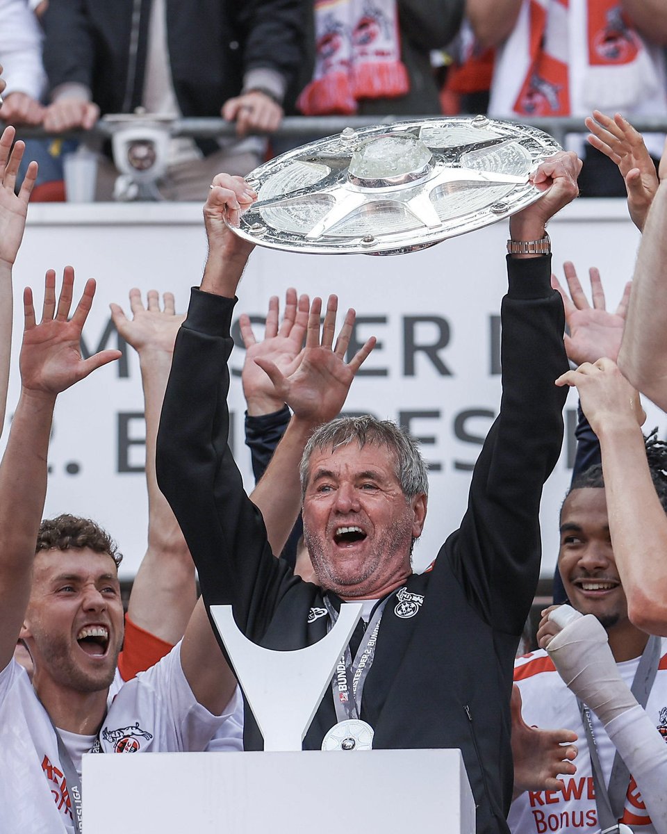 fckoeln's tweet photo. Herzlichen Glückwunsch zu Deinem 72. Geburtstag, lieber Friedhelm! 🥳❤️

Dreimal warst Du Cheftrainer beim FC. 2003 sind wir mit Dir in die Bundesliga aufgestiegen. 2021 hast du unsere Mannschaft zum Klassenerhalt geführt. 2025 wurden wir gemeinsam Zweitligameister. Legende! https://t.co/7EPJ4ykKGv