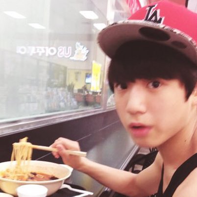 เด็กคนนี้แอบชอบสาวหรอออออออออ