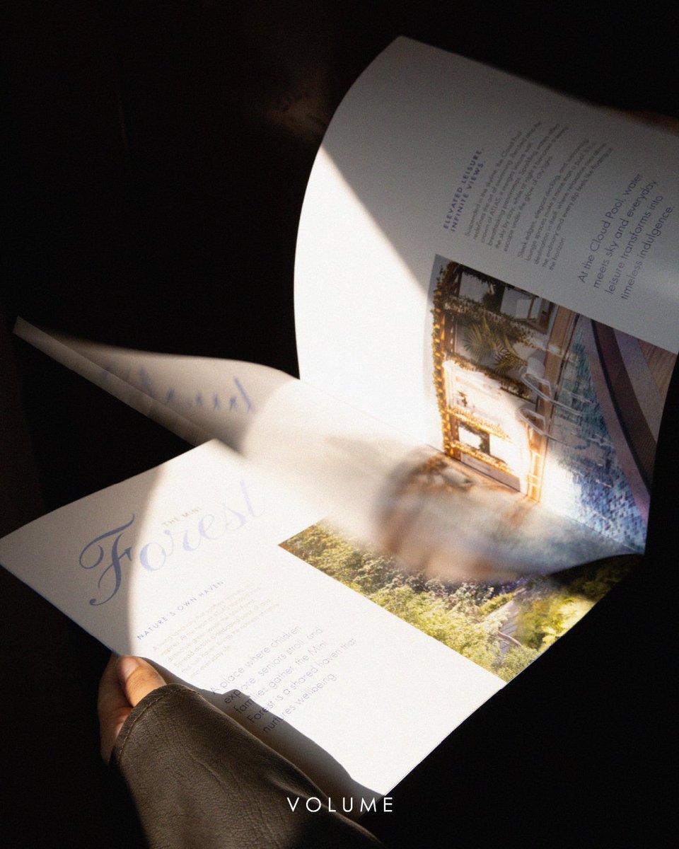 weforVOLUME's tweet image. T&amp;amp;T collaborated with us to create the project booklet for ATLAS, capturing its Tudor-Victorian elegance and modern living. Through refined design, imagery, and storytelling, we shaped a narrative that reflects the project&apos;s immersive lifestyle experience.
.
.
#weforVOLUME
