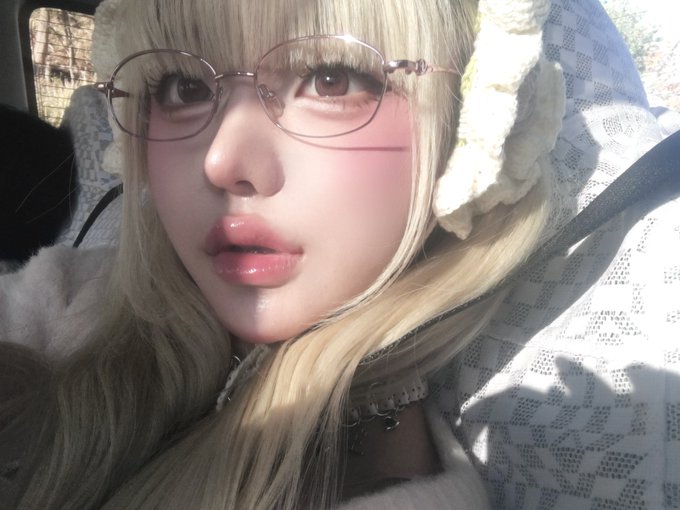 コスプレイヤー凸守たかねのTwitter画像16