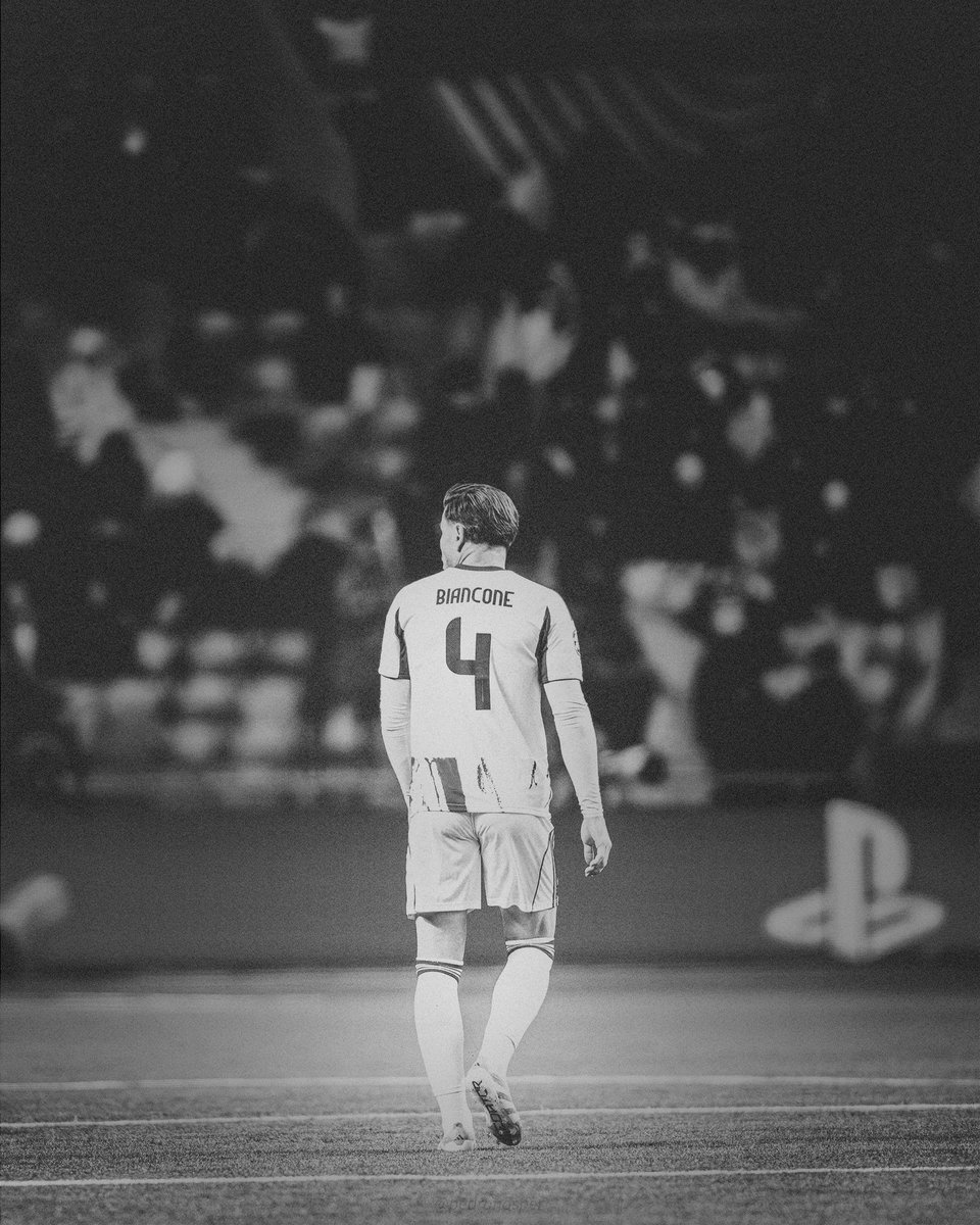 g_biancone's tweet photo. Far from home but never alone!
A tough night in Kazakhstan, a big result to keep our dreams alive in @ChampionsLeague 
#PAME @olympiacosfc #GLB4 🔴⚪️ https://t.co/IuAq9WqqoQ