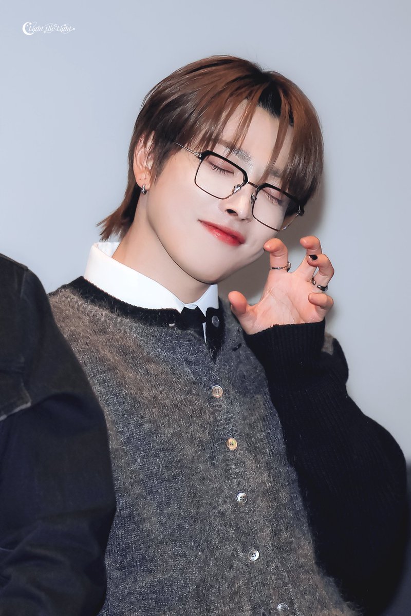 lightthelight98's tweet photo. 251210

#에이티즈 #ATEEZ #홍중 #HONGJOONG https://t.co/d5fWORf11o