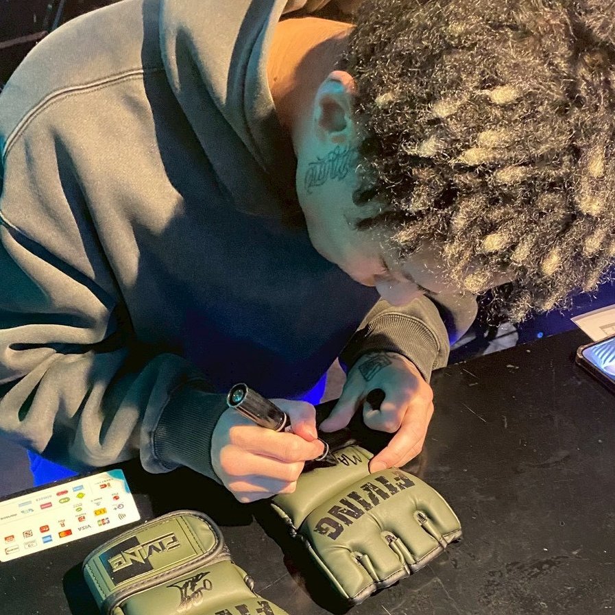 🎁賞品準備中のお知らせ📣】 篠塚辰樹（@Tatsuki_MBS）さんが、 当選者