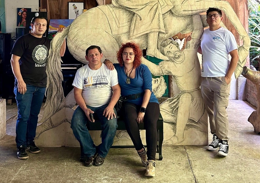 #DeCultura Así se construyó la escultura gigante en Apastepeque

Durante cinco meses se dio seguimiento al proceso de construcción de la escultura de Santiago Apóstol. 

diarioelsalvador.com/asi-se-constru…