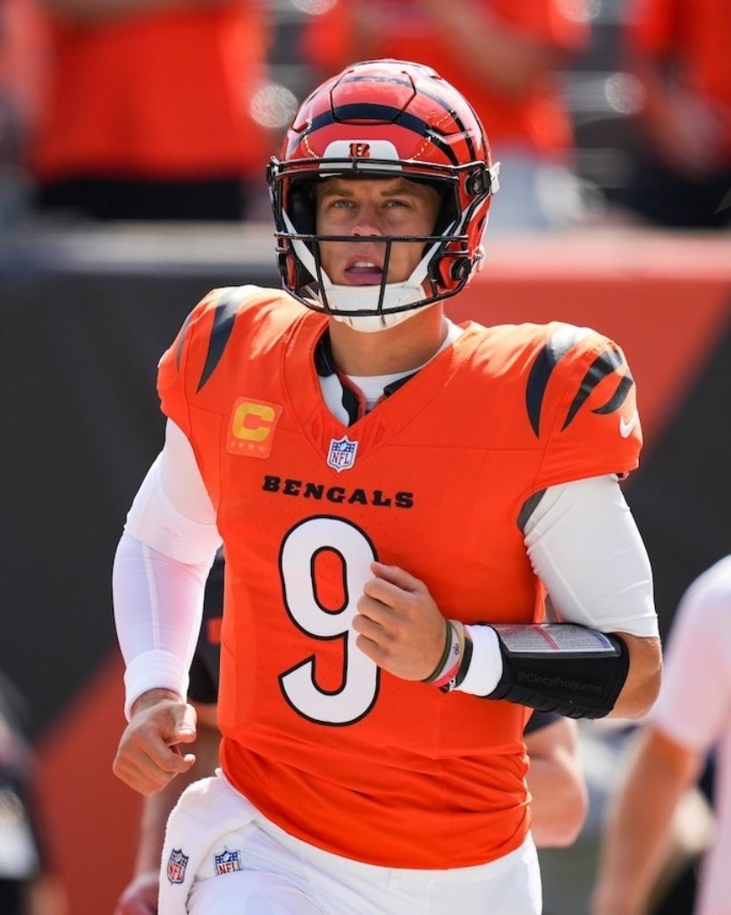 CincyProblems's tweet image. Happy 29th Birthday to Joe Burrow! 👑 #ThatsMyQB