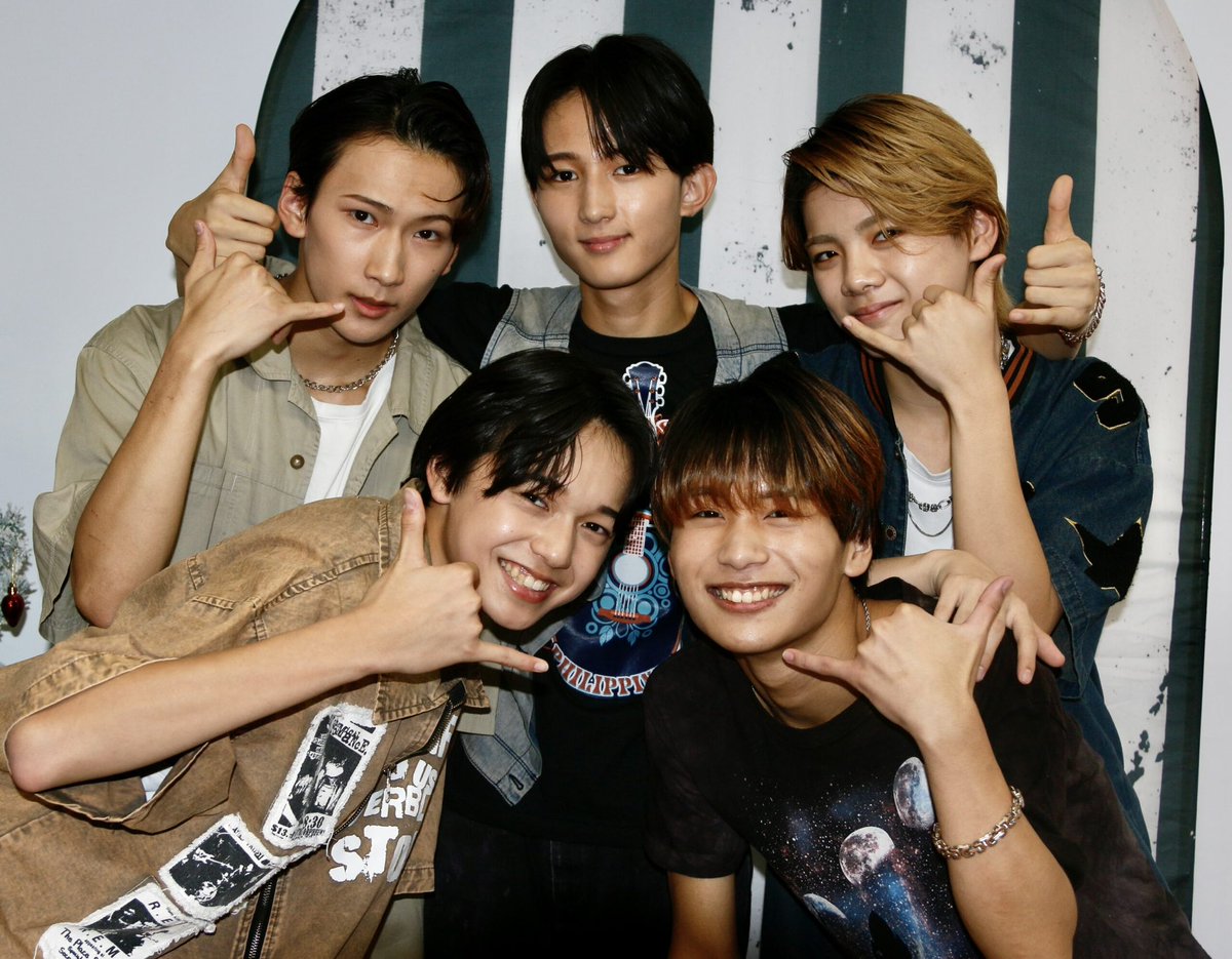 emmary_mag's tweet image. 【独占インタビュー】メンバー全員10代！Take Me to the Sky（TMTS）さんを紹介！

グループ/メンバーの独占カットも！！
TMTSさんの楽曲、活動の裏側はこちらから！☑️⤵︎

emmary.jp/oshikatsu/2025…

#TMTS 
@tmts_official_