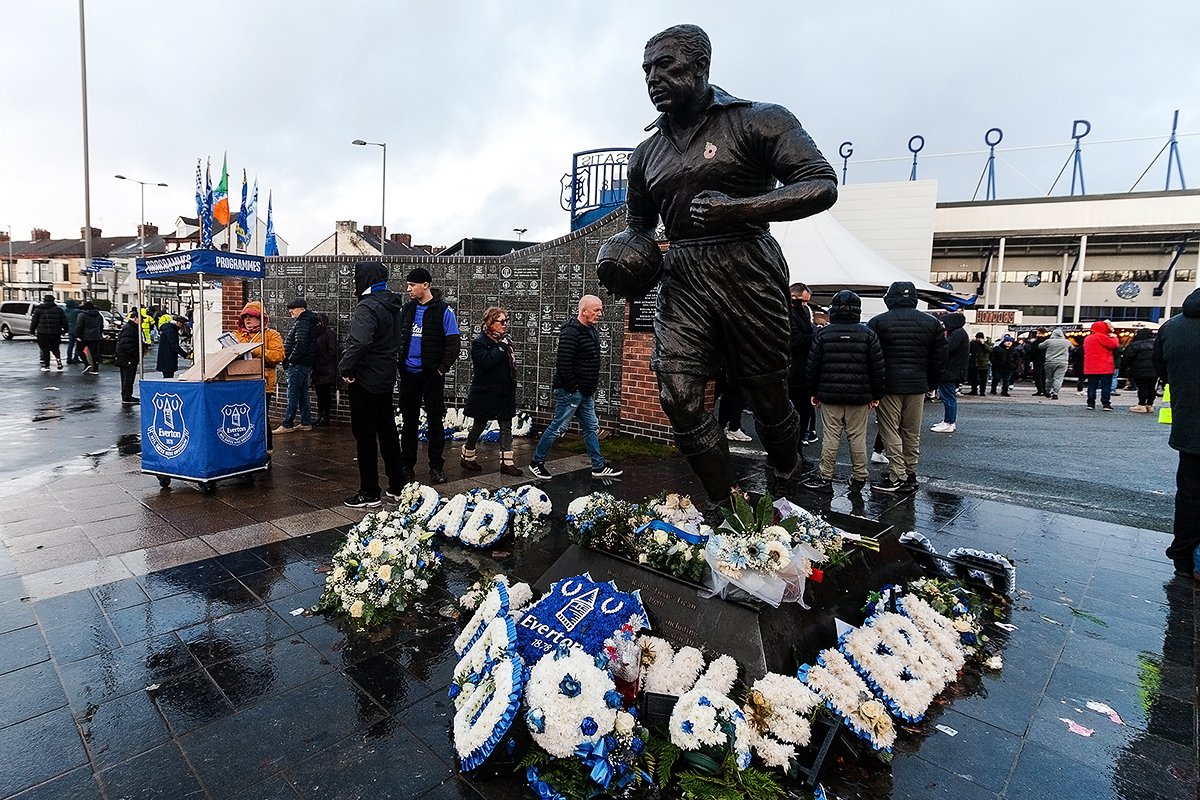 Two years ago today, a wet one at Goodison Park against Chelsea, a nice 2 0 home victory with goals from Abdoulaye Doucoure on his 100th Everton appearance, and Lewis Dobbin scored his first and only goal for the club