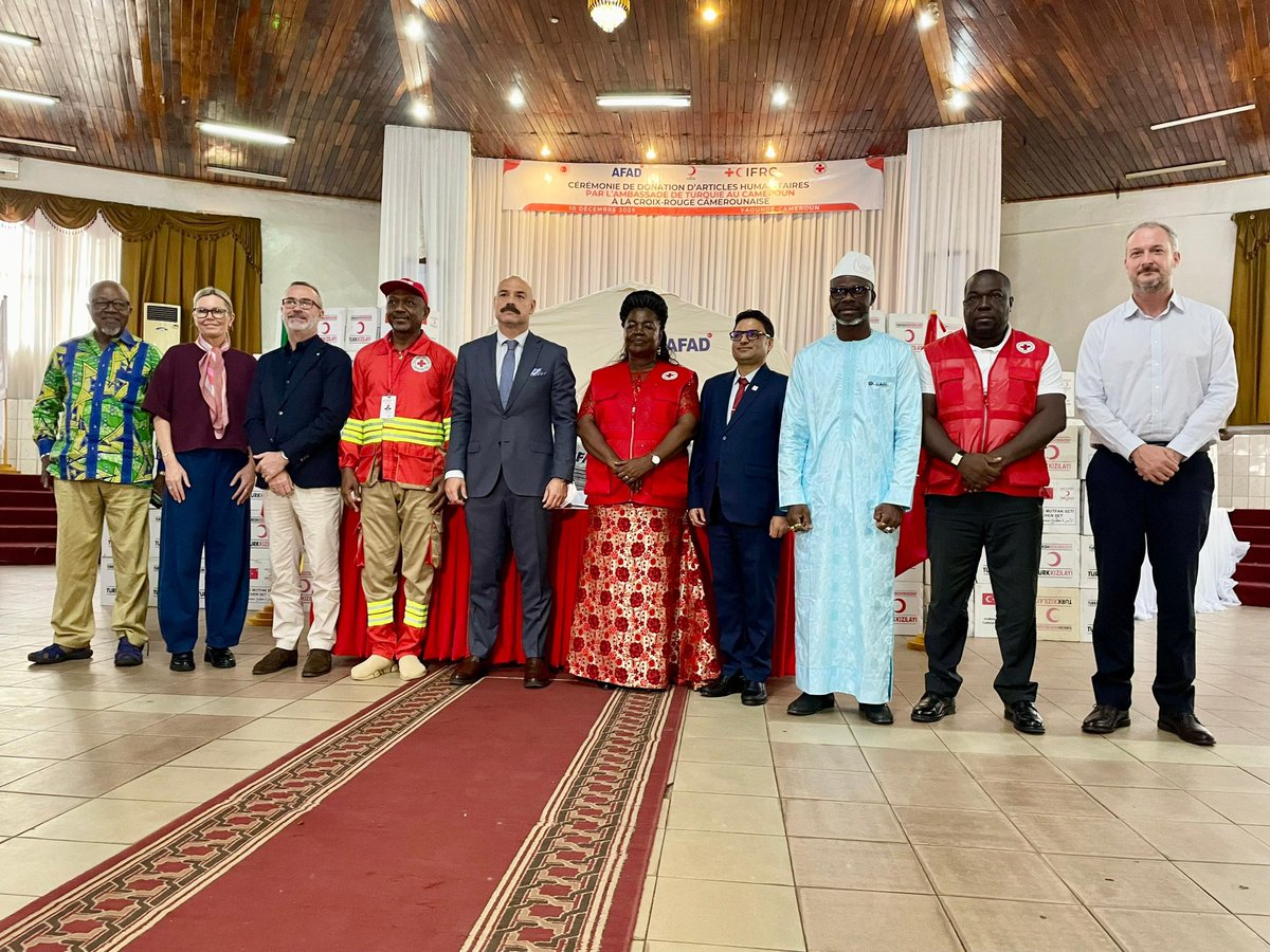 AdeshTripathee's tweet photo. Sincere thanks to @TC_YaoundeBE &amp; @Kizilay for donating humanitarian articles to  @CroixRougeCam, a strong gesture of solidarity that will help protect families affected by emergencies.
Together, we stand ready to support communities in times of need. https://t.co/bLXOzTSphT
