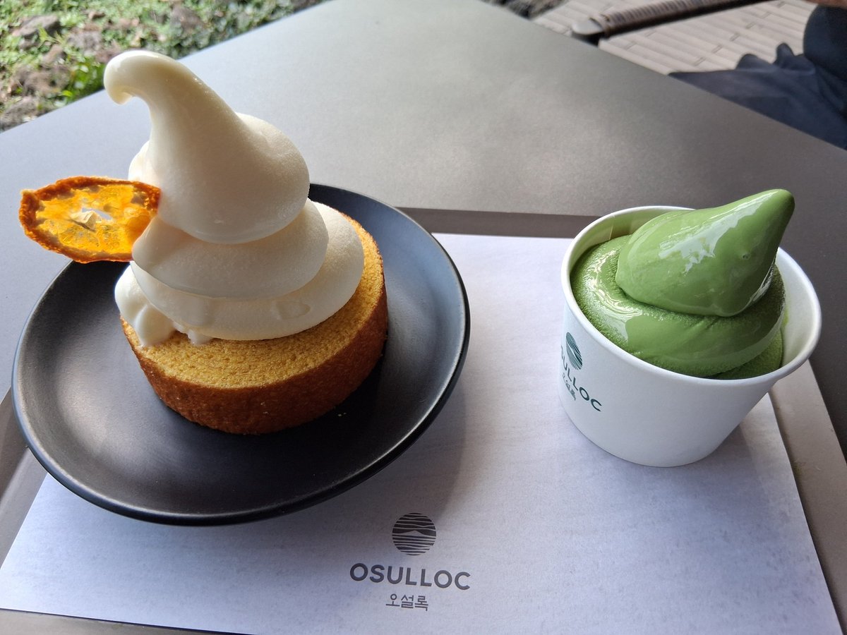 indding's tweet image. 그때 제주^^