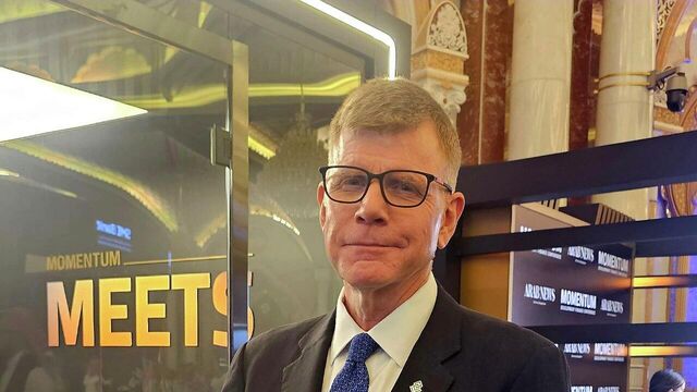 #عاجل |

محافظ صندوق التنمية الوطني السعودي ستيفن جروف لـ #الاقتصادية: 

- نسعى عبر إصدار صكوك وسندات دولية التركيز على المشاريع التي قد لا يجذبها القطاع الخاص

- ندعم استضافة السعودية للفعاليات الكبرى مثل كأس العالم وإكسبو 2030 عبر الصناديق وبرامجنا المختلفة

- التمويل يشمل