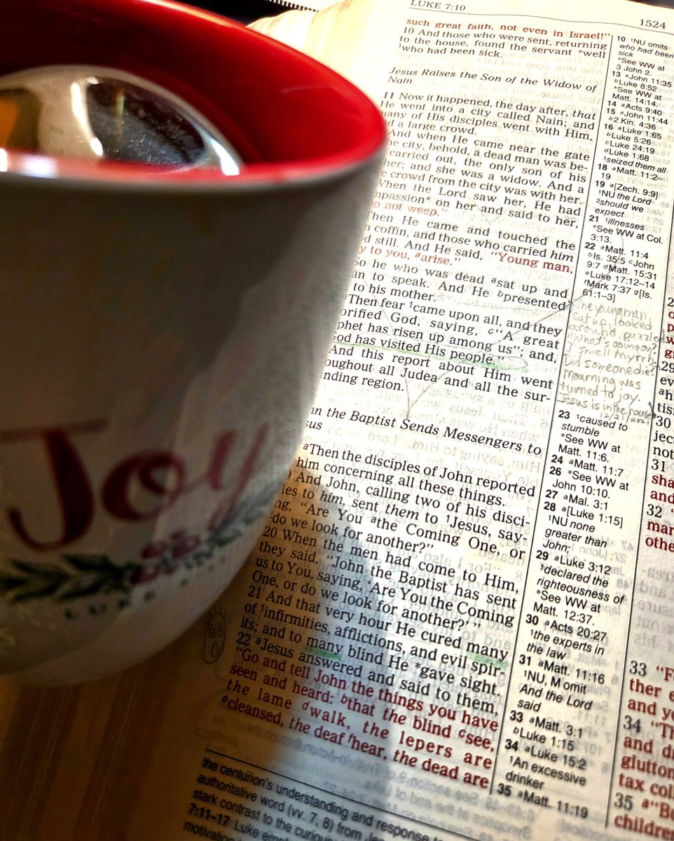 wohlford_connie's tweet image. #JesusSaid Go&amp;amp; tell John th things you have seen&amp;amp; heard:that the blind see,th lame walk,th lepers ar cleansed,th deaf hear,th dead ar raised,th poor have th gospel preached to them.
And blessed is he who is not offended because of Me (Lu7:22-23) 
#WrittenInRed #GodsWordOurDestiny