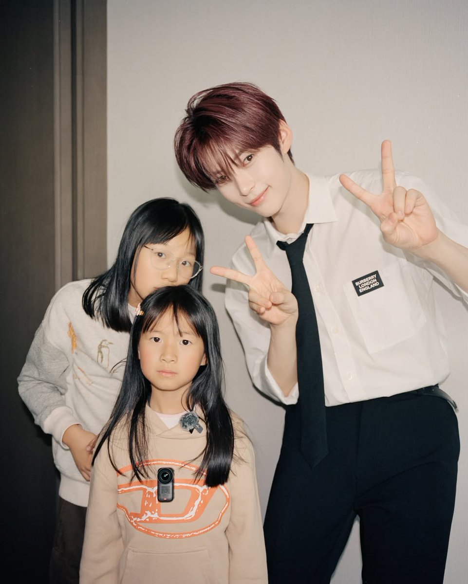 light 星5 Music star 希少 ハンビン 中華 ZB1 QQ