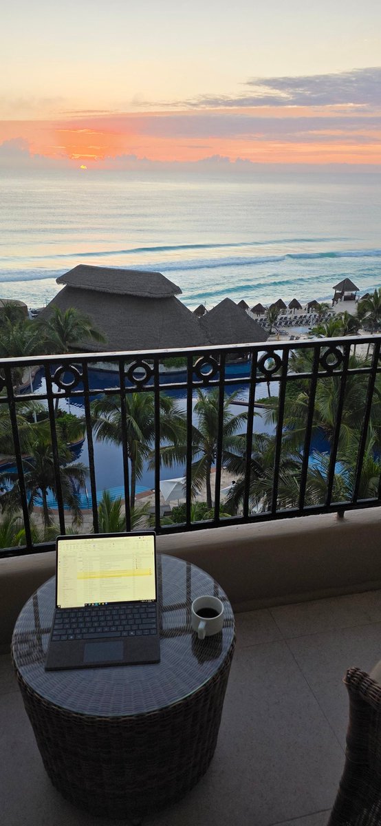 tobycrowSD's tweet image. The view from my "office" this morning is not to bad!