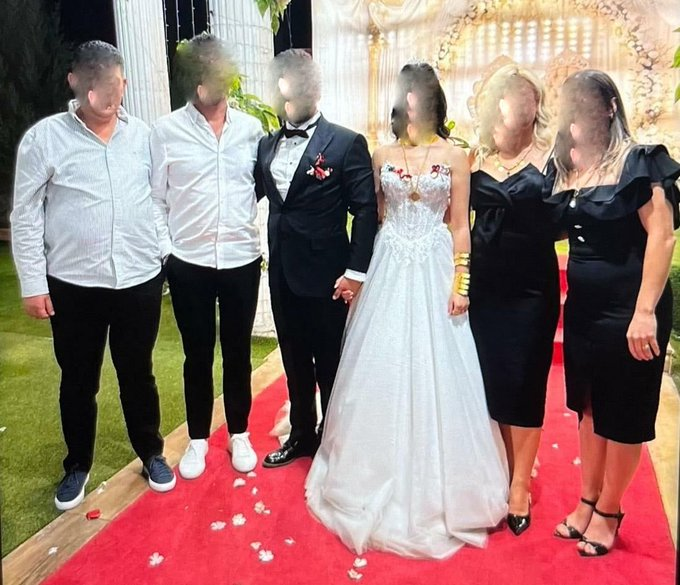 etkiIihaberyeni's tweet photo. Rize'de bir hakimin düğününe baktığı davanın sanıklarının katıldığı ortaya çıktı.

Sanıkların yöneticisi olduğu kooperatiften AKP ilçe yöneticisinin şirketine para aktarmakla suçlandığı öğrenildi. https://t.co/FL6UY9Toyx