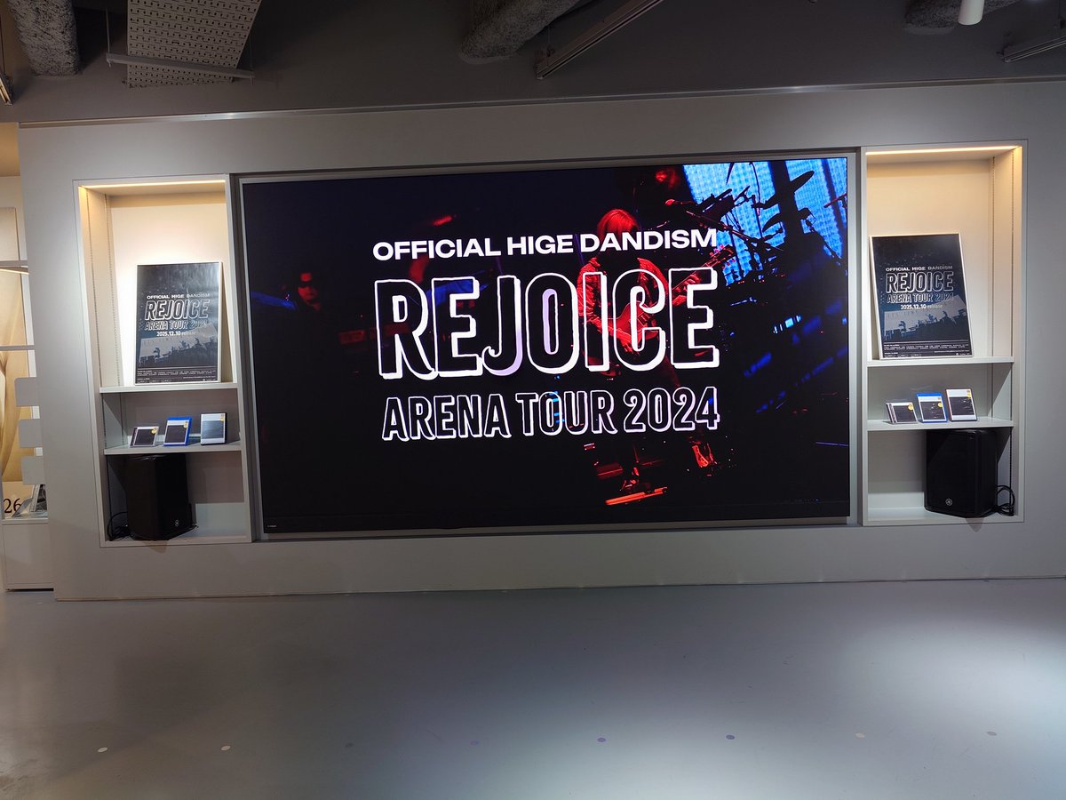 SiReSolG's tweet photo. 渋谷巡った
ますはTSUTAYA
大画面で見惚れちゃった✨ https://t.co/XvVZJyMpQM