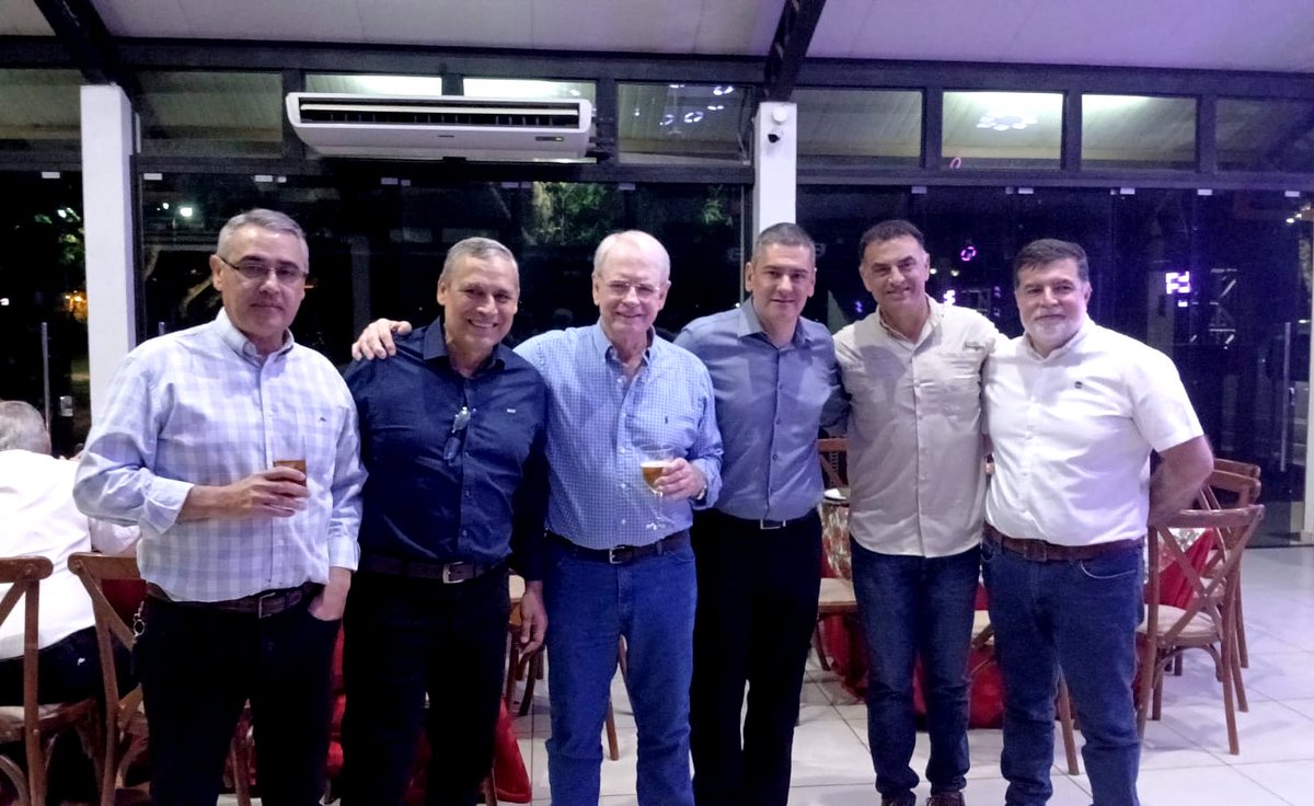 arp_py's tweet image. LA REGIONAL GUAIRÁ DE LA ARP REALIZÓ SU TRADICIONAL CENA DE CIERRE DE AÑO

Desde el gremio destacaron que fue un año de arduo trabajo y de importantes logros para la institución.
👉acortar.link/n8Cqc1