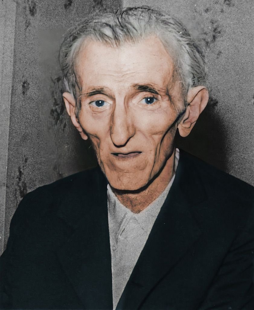 Physics In History tweet media